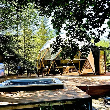 Luksusowy namiot Glamping Tent Between Two Streams *