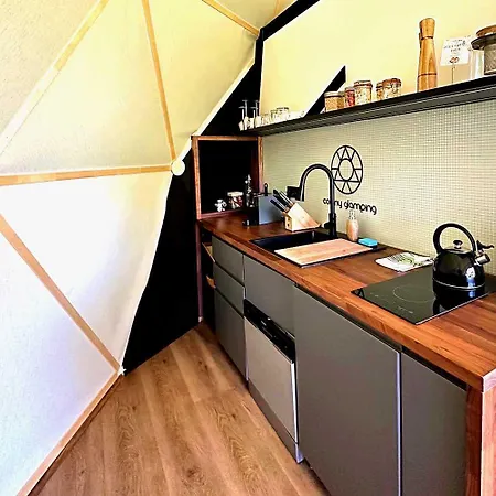 Luksusowy namiot Glamping Tent Between Two Streams Příbram